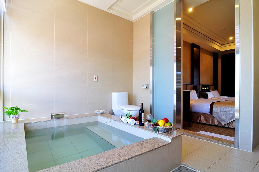 Jinshan Sakura Bay Hot Spring Hotel Eksteriør billede