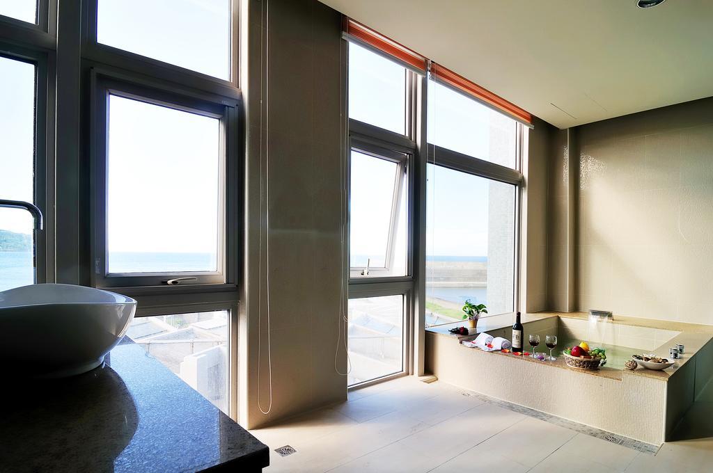 Jinshan Sakura Bay Hot Spring Hotel Eksteriør billede